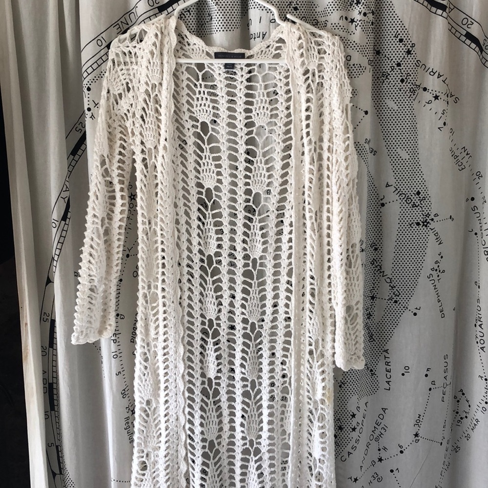 long white cardigan! super cute for spring/summer